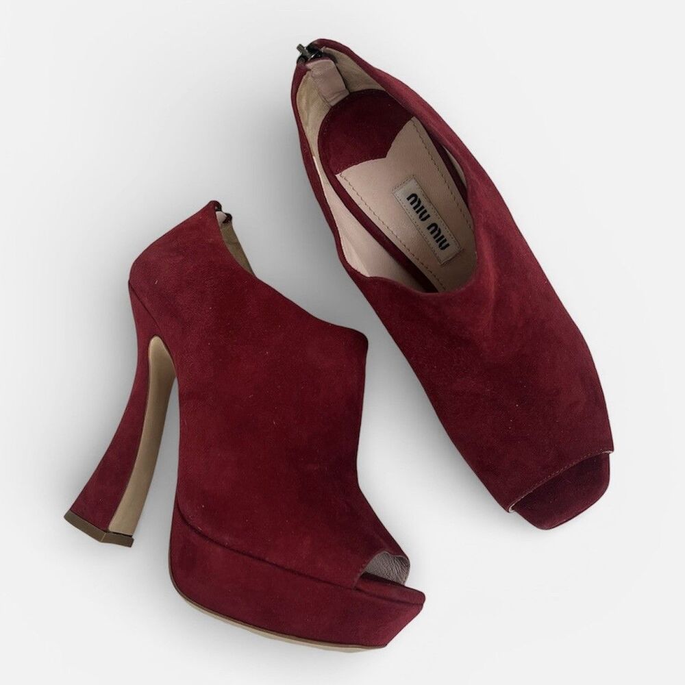 Miu Miu Peep Toe Platform Booties 7 37 Wine Red Suede Funky High Heels Statement